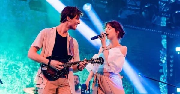 Ile trwa koncert Kwiat Jabłoni? Poznaj czas trwania występu